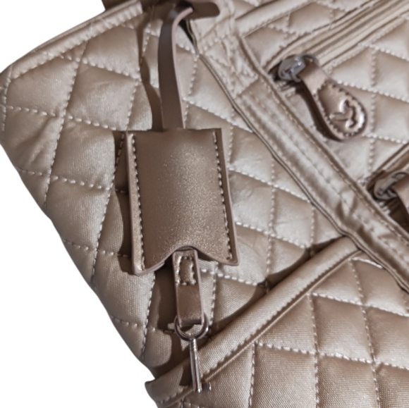 DD Bird The Gold Nylon Nash Bag - Picture 9 of 16